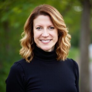 Christine Weiser